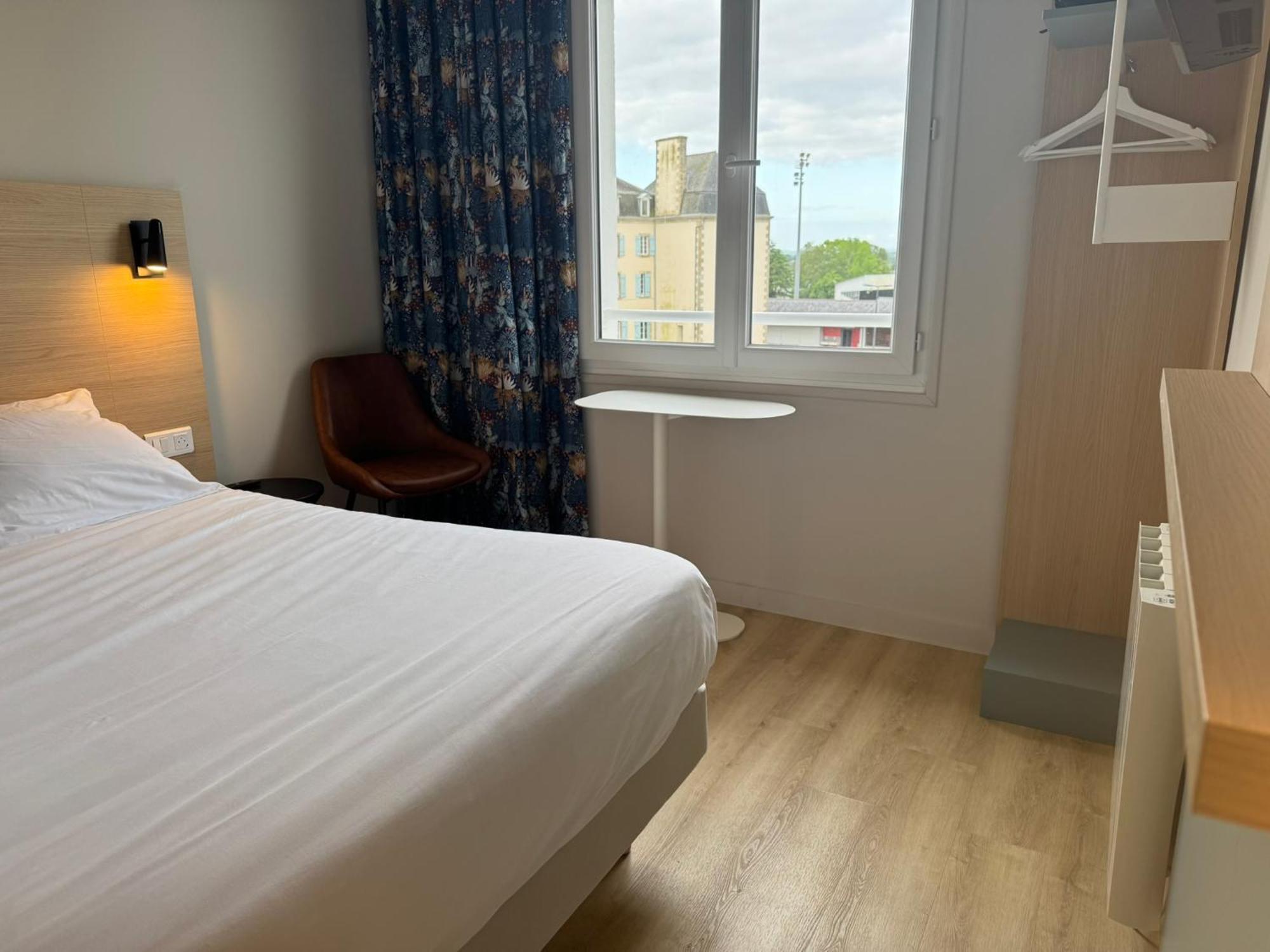 Karaez Hotel - Brithotel Carhaix מראה חיצוני תמונה