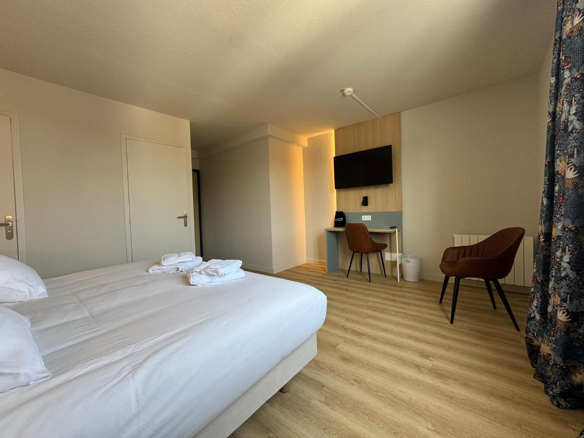 Karaez Hotel - Brithotel Carhaix מראה חיצוני תמונה